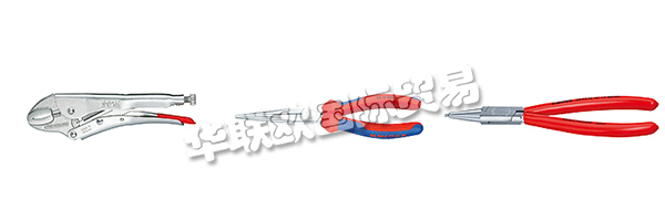 卡爾.古斯塔夫.普什在完成鐵匠學(xué)徒學(xué)習(xí)后，希望和父親一起開創(chuàng)自己的事業(yè)。因此，他在1882年建立了“KNIPEX”，