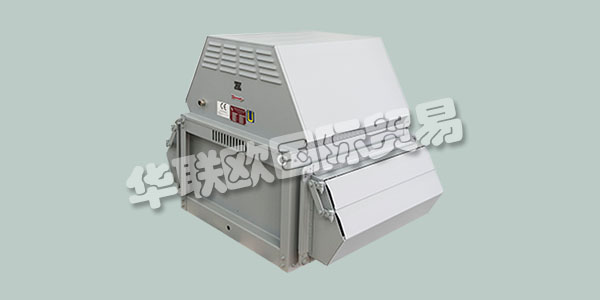 ALFRED EICHELBERGER GmbH&Co.KG是一家由業(yè)主管理，注重傳統(tǒng)的家族企業(yè)。自1931年Alfred Eichelberger成立以來，該公司在柏林Neuk?lln生產(chǎn)風(fēng)扇和空氣技術(shù)產(chǎn)品