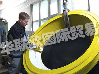 KALENBORN,工業(yè)磨損保護(hù)專家。  　　1921年：公司成立  　　第一本手冊(cè)Schmelzbasalt9月7日，Schmelzbasalt AG在Linz am Rhein成立，這是由CompagnieGénéraleduBasalte和Basalt AG組建的合資企業(yè)。