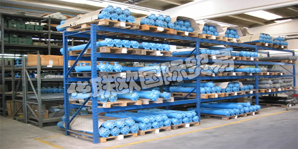 FLOVEX擁有適用于所有工業(yè)需求的各種熱交換器，他們的工廠設(shè)計(jì)和制造的產(chǎn)品適用于各種領(lǐng)域，從液壓到造船，從能源回收到石油和天然氣。