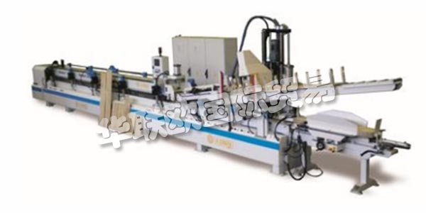 A.COSTA RIGHI是意大利公司的領(lǐng)導(dǎo)者，生產(chǎn)機器和鋸木廠，木工和鑲木地板的完整計劃。它提供廣泛的服務(wù)，如工程，生產(chǎn)和客戶協(xié)助。A.Costa Righi出口85%的產(chǎn)品，從歐洲到南美洲，從北美到亞洲，從俄羅斯到南非。