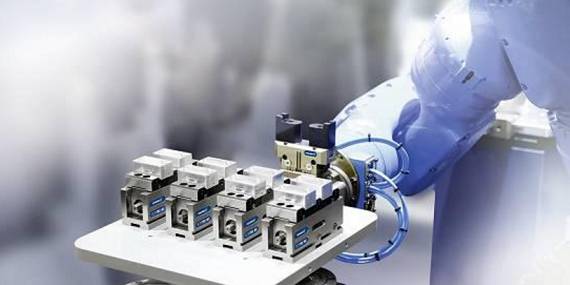 SCHUNK刀具夾持系統(tǒng)對機(jī)加工行業(yè)產(chǎn)生了前所未有的革命性影響。?模塊化夾持系統(tǒng)借鑒其優(yōu)勢，它的作用遠(yuǎn)不止于一個參考基準(zhǔn)，還提供了包括定位、夾持以及接口通用等功能。這種夾持原理如今被認(rèn)為是提高生產(chǎn)效率的最有效的方法之一，廣泛適用于從小型零件到大型零件，從粗加工到裝配應(yīng)用的各種工藝。作為這一技術(shù)的先驅(qū)以及夾持技術(shù)和抓取系統(tǒng)的領(lǐng)導(dǎo)者，SCHUNK始終致力于開發(fā)新的應(yīng)用領(lǐng)域，并在它的模塊化系統(tǒng)中新增了適用于直接夾持工件以及微小型零件的專業(yè)標(biāo)準(zhǔn)模塊。