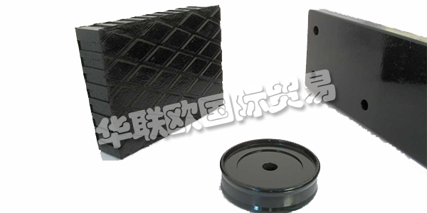 BARBIERI RUBBER的活動(dòng)始于1967年，當(dāng)時(shí)Angelo Barbieri先生離開了Stranieri Gomma，在同一行業(yè)開展業(yè)務(wù)，并開始在他的車庫里生產(chǎn)帶有舊壓縮機(jī)的小型橡膠零件。