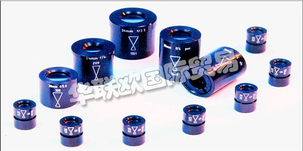 BECK OPTRONIC SOLUTIONS擁有可追溯至1839年的開創(chuàng)性血統(tǒng)，設(shè)計和制造精密光學(xué)解決方案。BOS總部位于英國赫默爾亨普斯特德，擁有全面的功能，可以設(shè)計和制造復(fù)雜的集成光學(xué)系統(tǒng)，用于防紫外線，可見光，近紅外，SWIR，MWIR和LWIR波段的國防和商業(yè)用途。