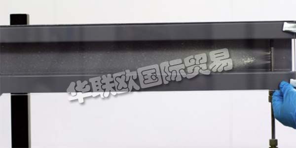 德國PFINDER主要產(chǎn)品：PFINDER防護(hù)蠟、清洗劑等。PFINDER是一家成功且獨立的公司，已有100多年的歷史。 Pfinder公司成立于1884年，從其作為頂級制造商和“符騰堡皇家法院供應(yīng)商”的角色發(fā)展成為汽車行業(yè)，供應(yīng)商和其他行業(yè)領(lǐng)域的靈活，稱職和創(chuàng)新的合作伙伴。 40多年蠟保護(hù)經(jīng)驗的結(jié)果是獲得汽車行業(yè)OEM認(rèn)證的產(chǎn)品，在空腔保護(hù)方面的市場領(lǐng)導(dǎo)地位以及他們在全球70多家汽車工廠中永久使用他們的產(chǎn)品。 Pfinder產(chǎn)品每年用于超過9,000,000個體內(nèi)。