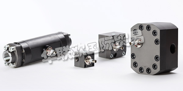 傳感器是一種檢測裝置，能感受到被測量的信息，并能將感受到的信息，按一定規(guī)律變換成為電信號或其他所需形式的信息輸出，以滿足信息的傳輸、處理、存儲、顯示、記錄和控制等要求。傳感器在我們生活中的應用范圍很廣，種類也繁多，大到一輛汽車，小到一個智能手環(huán)。下文為您介紹MARPOSS傳感器3602220005。